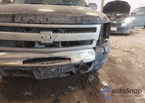 2010 Chevrolet Silverado 1500 Ls z USA, uszkodzony, nr VIN 1GCSKREA9AZ109269